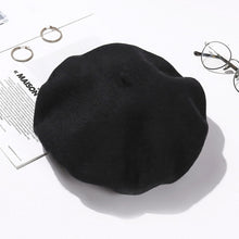 Load image into Gallery viewer, 100% Pure Wool Felt Beret Women Fashion British Style Girls Beret Hat