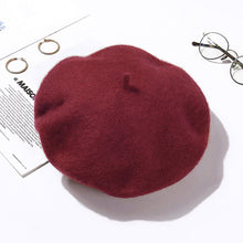 Load image into Gallery viewer, 100% Pure Wool Felt Beret Women Fashion British Style Girls Beret Hat